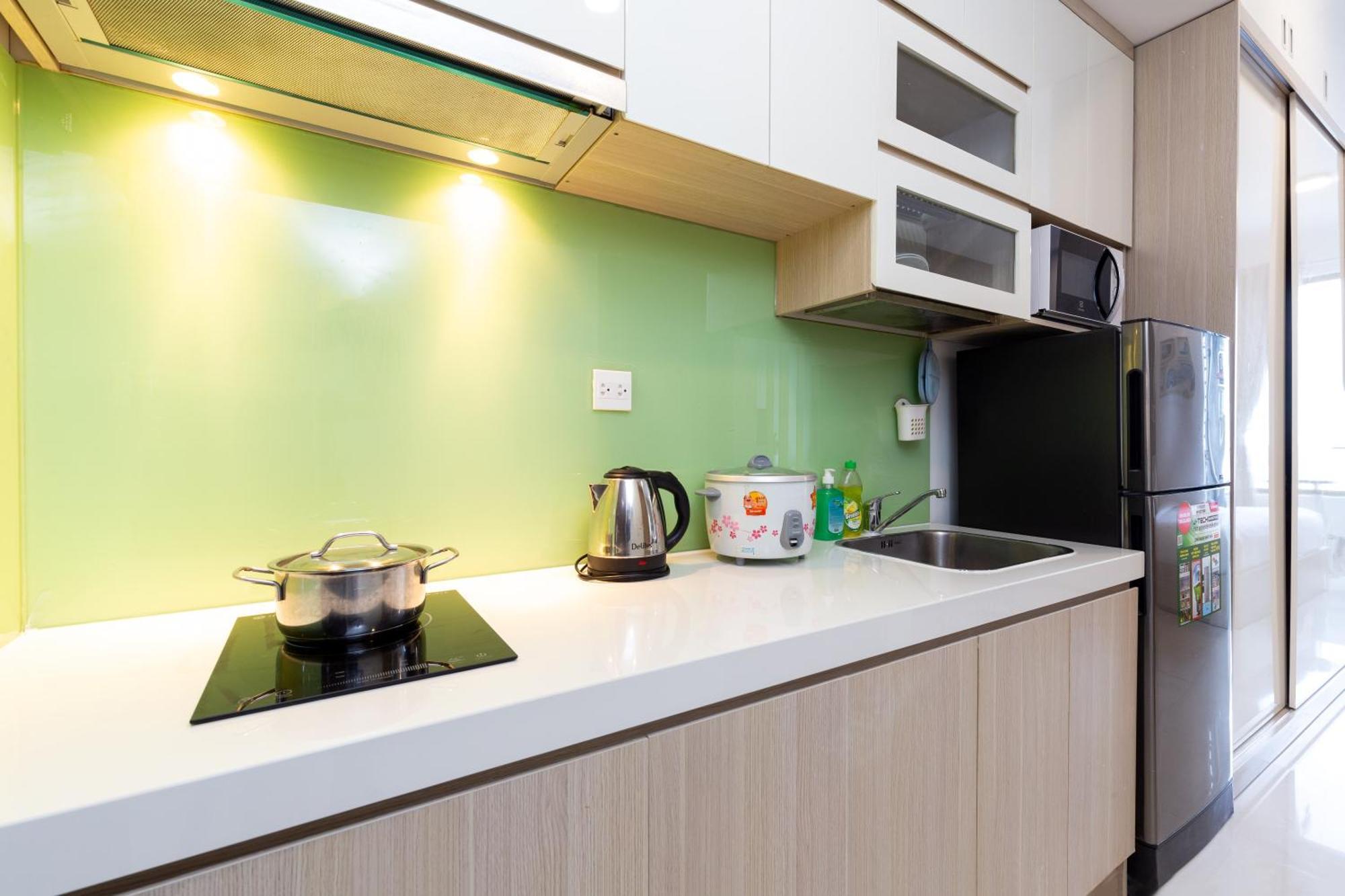 Apartment Ct At Rivergate D4 *